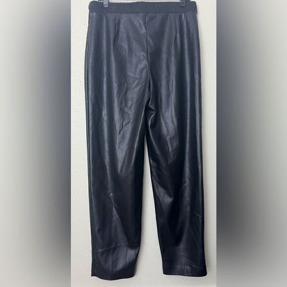021 New DKNY Womens Faux Leather High Rise Ankle
Pants Size M - Picture 4 of 10